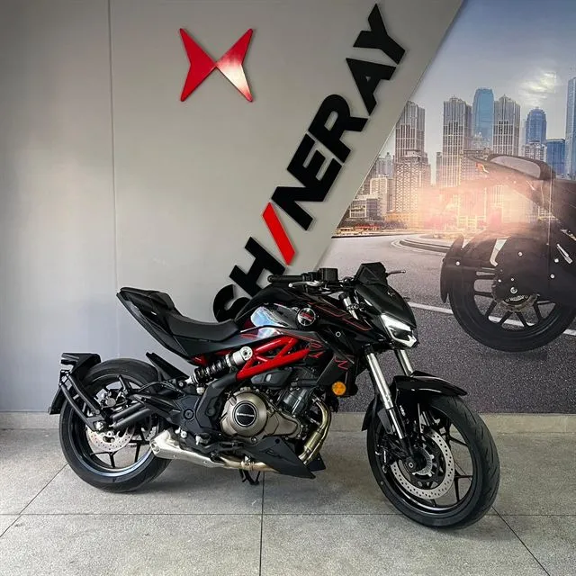 Shineray SBM 400 Preta